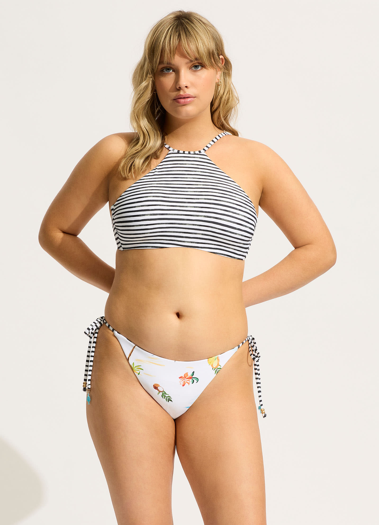  Isla Palm High Neck Tank Bikini Top - Black White