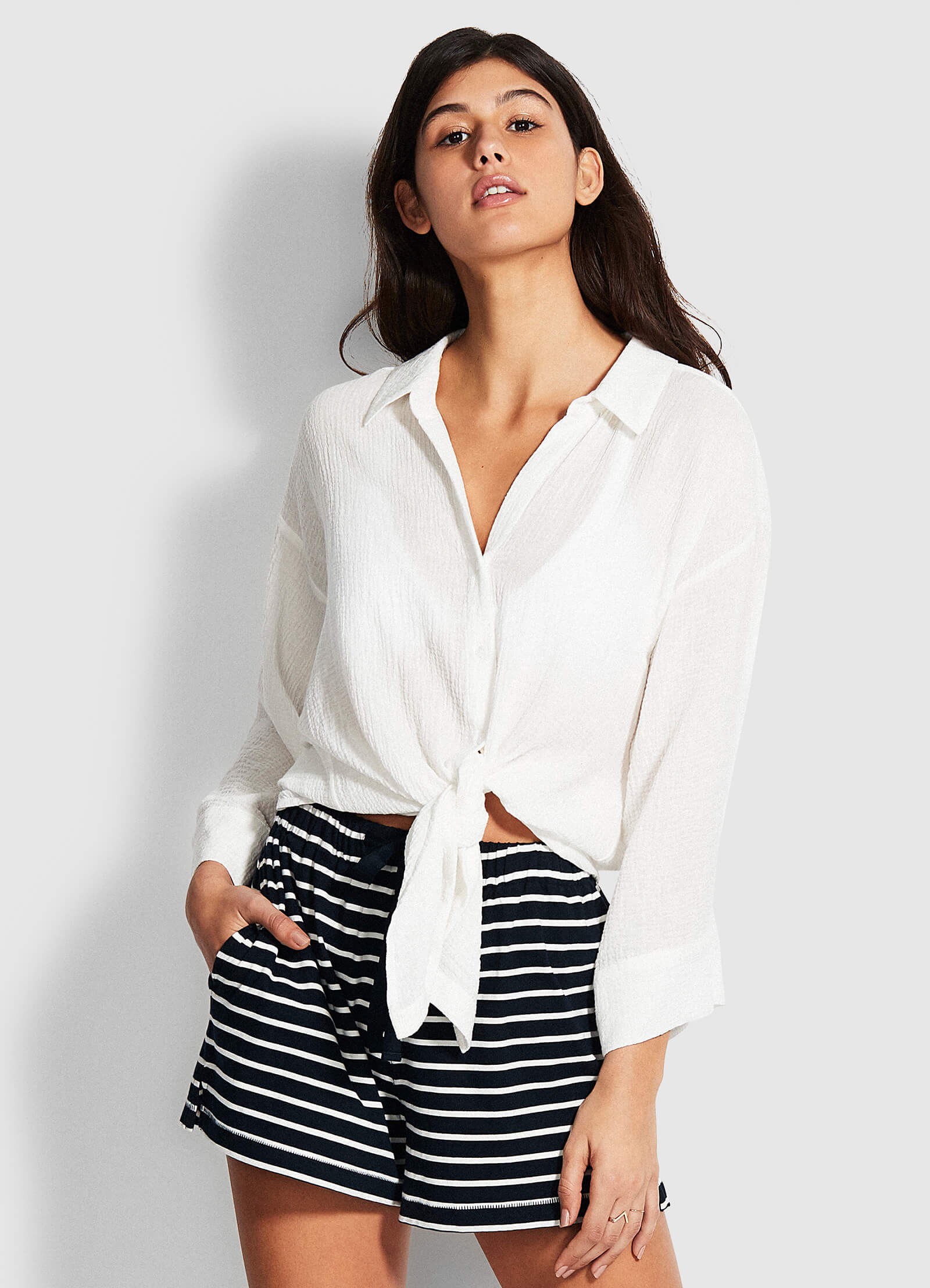  Vacay Short - Navy/White
