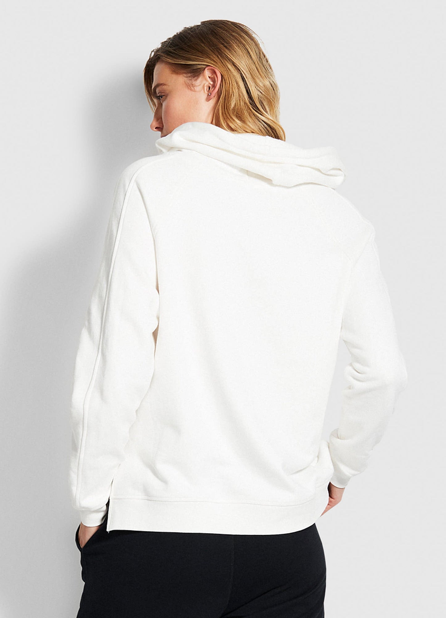  Holiday Long Sleeve Sweater - Off White