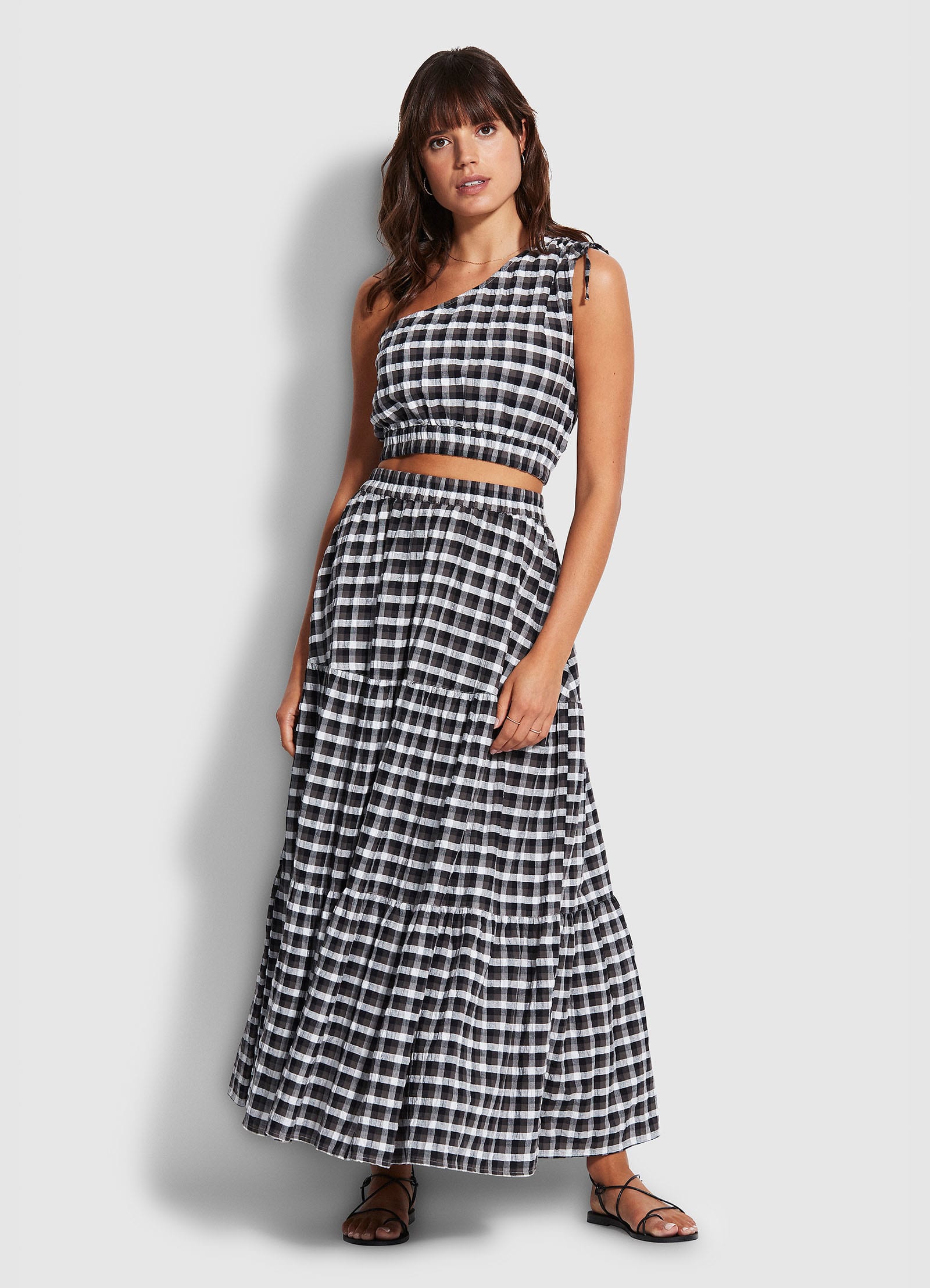  Gingham Tiered Skirt- Black