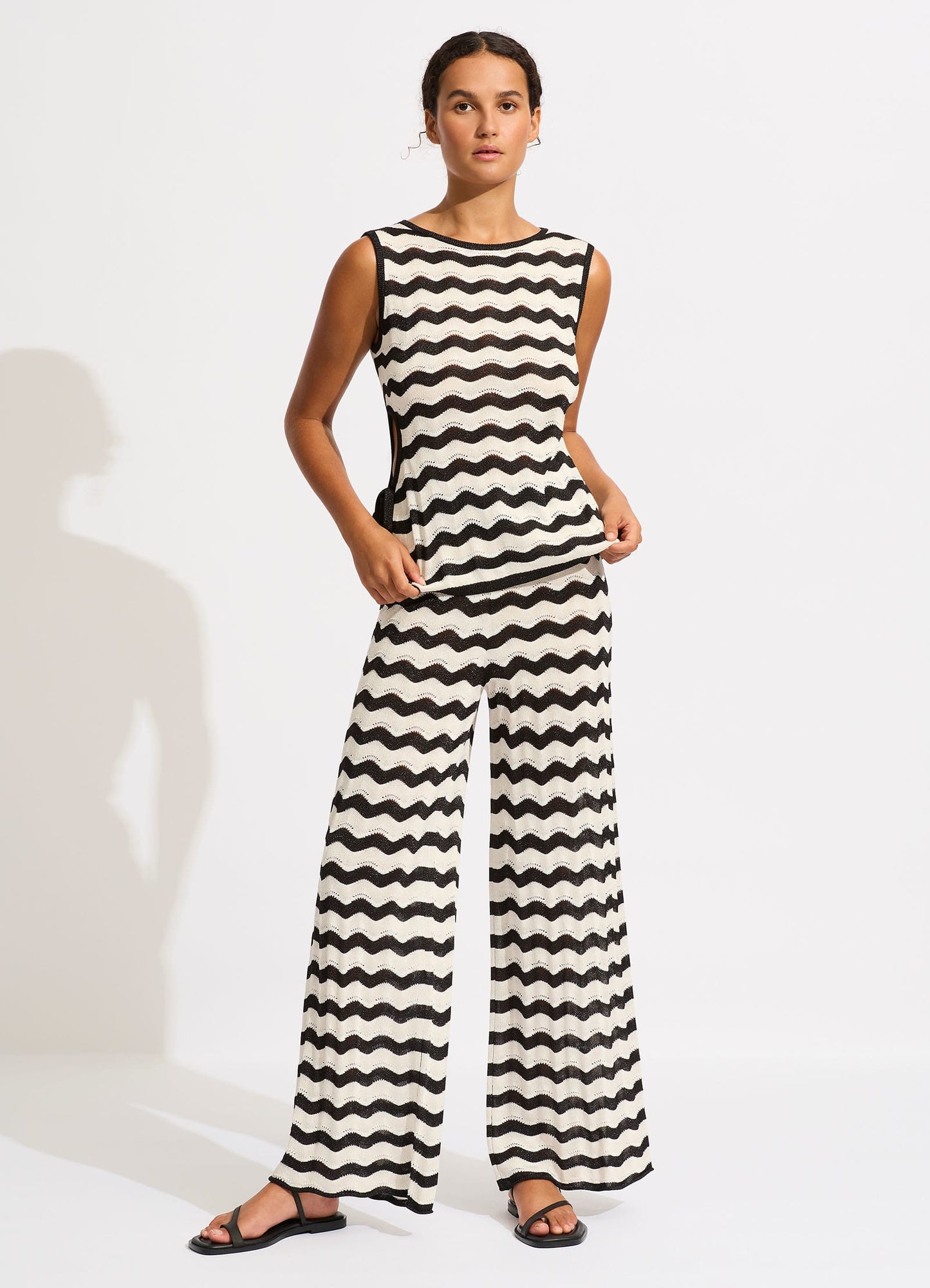  Cut Out Knit Top - Black