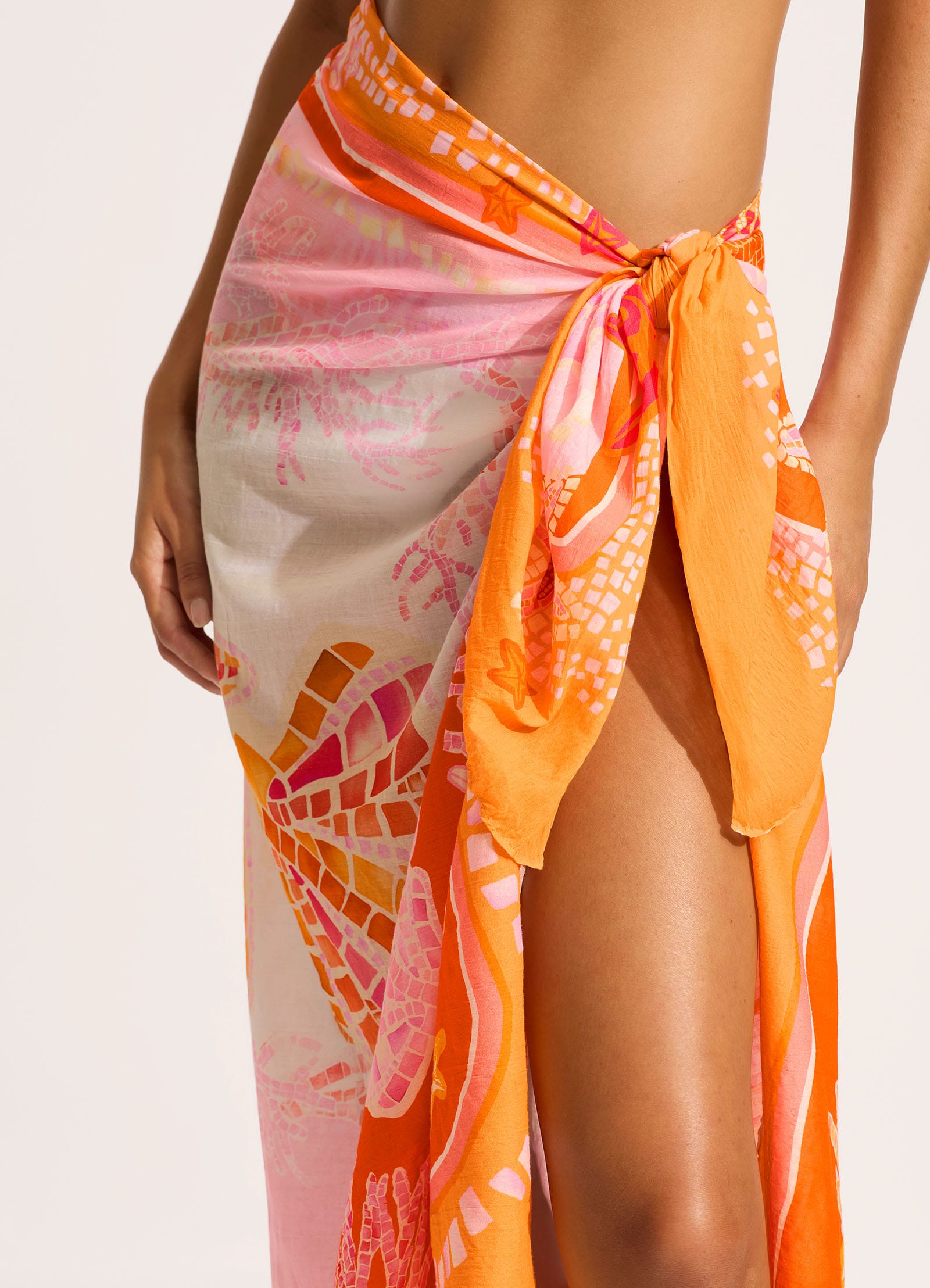  La Mer Sarong - White